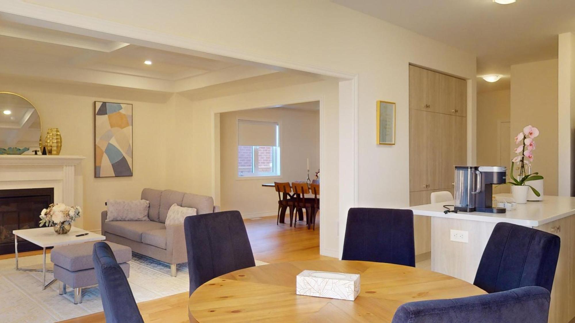 New Custom-built House In Holiday home